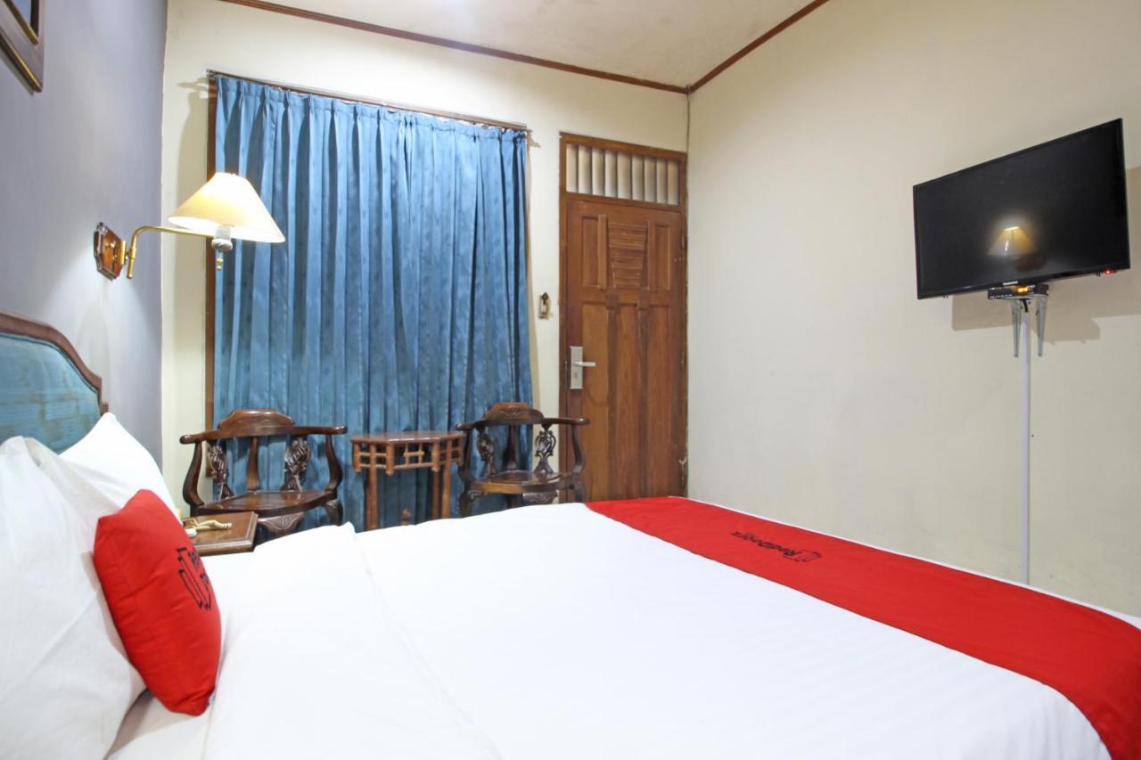 Reddoorz Near Malioboro Tugu Station Jogja Hotell Yogyakarta Eksteriør bilde