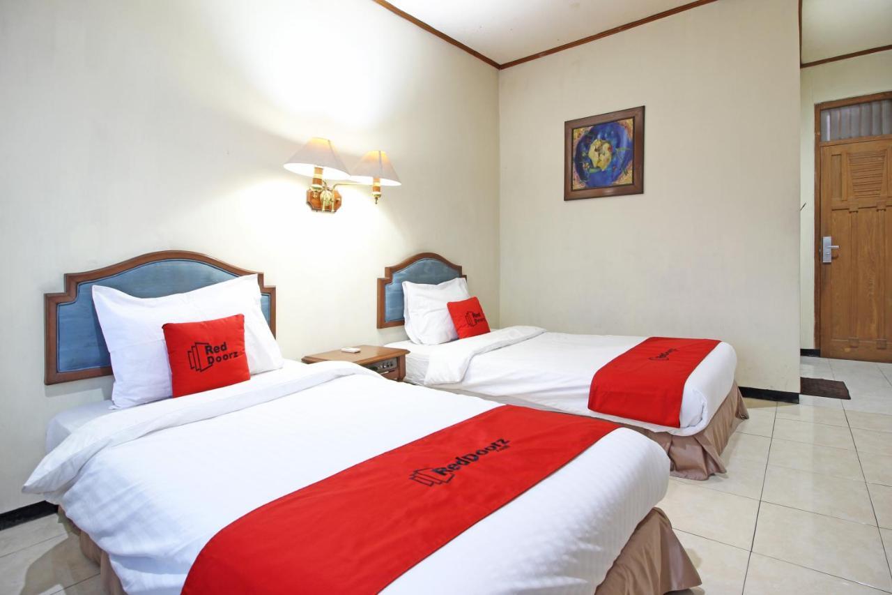 Reddoorz Near Malioboro Tugu Station Jogja Hotell Yogyakarta Eksteriør bilde