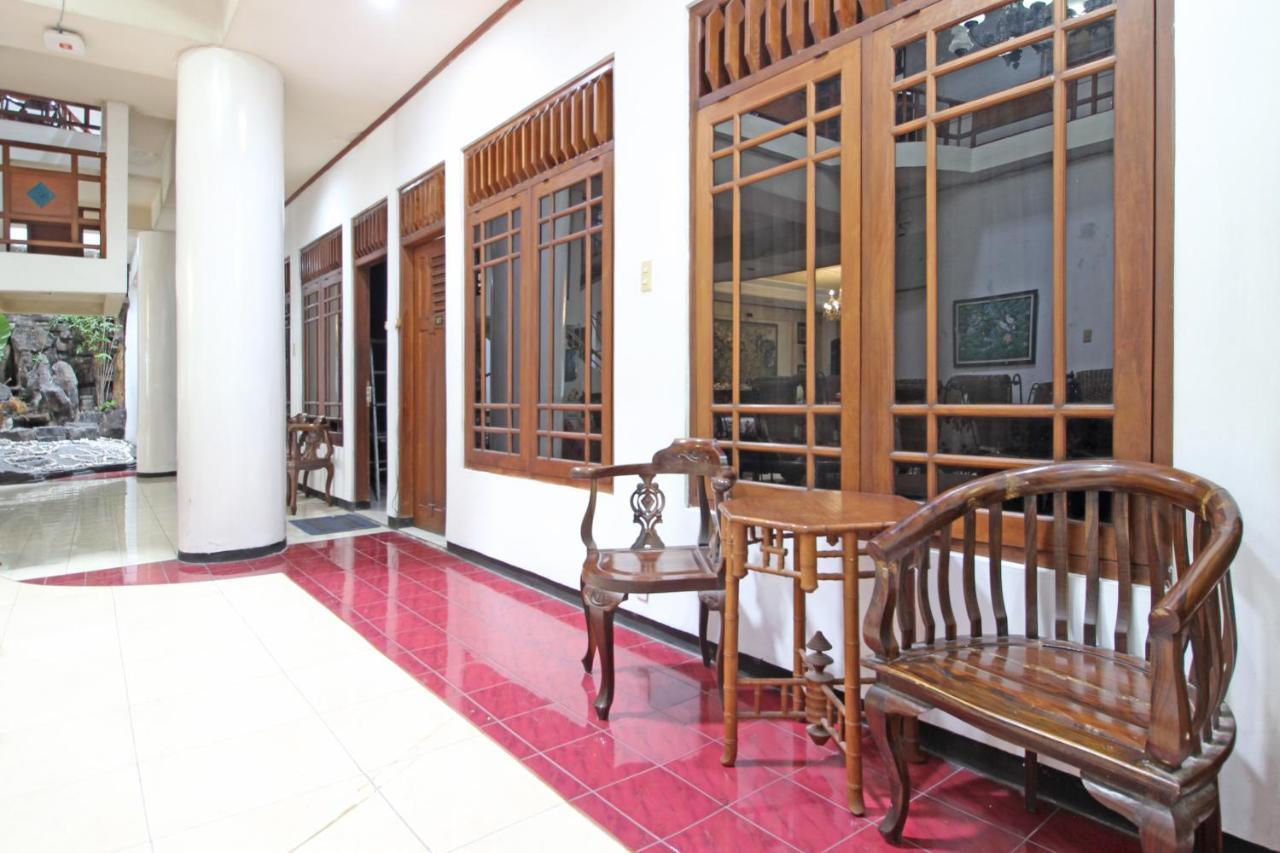 Reddoorz Near Malioboro Tugu Station Jogja Hotell Yogyakarta Eksteriør bilde