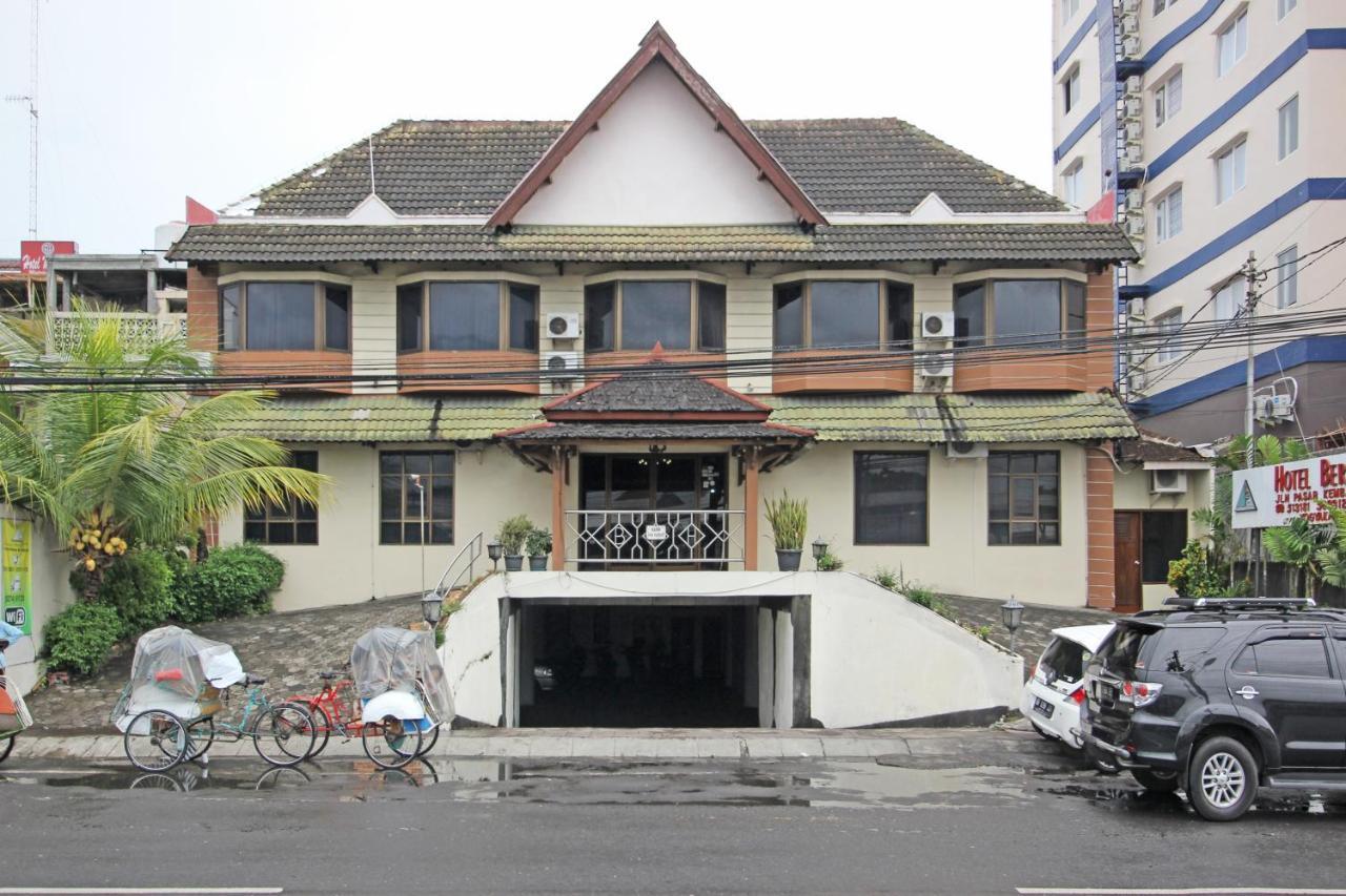 Reddoorz Near Malioboro Tugu Station Jogja Hotell Yogyakarta Eksteriør bilde