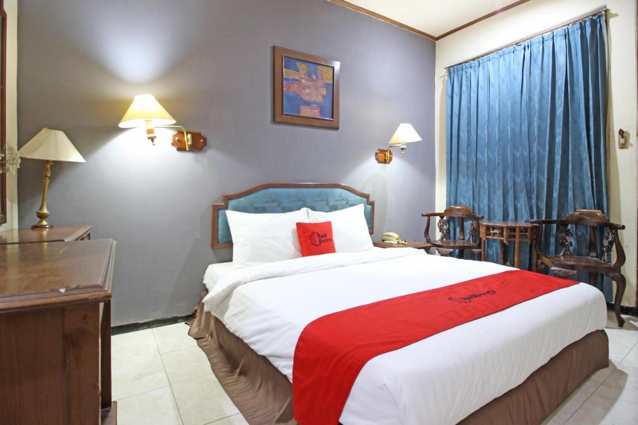 Reddoorz Near Malioboro Tugu Station Jogja Hotell Yogyakarta Eksteriør bilde