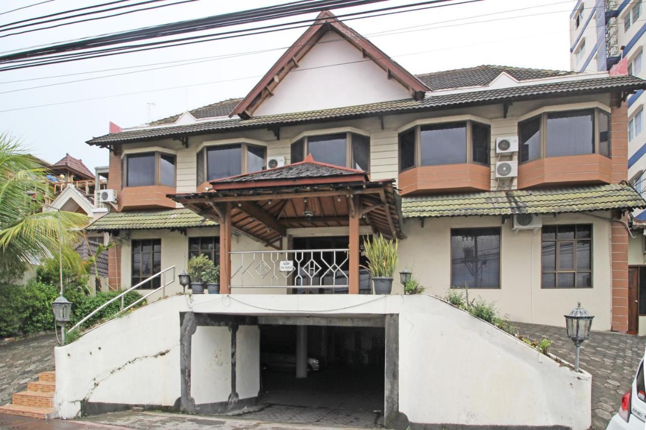 Reddoorz Near Malioboro Tugu Station Jogja Hotell Yogyakarta Eksteriør bilde